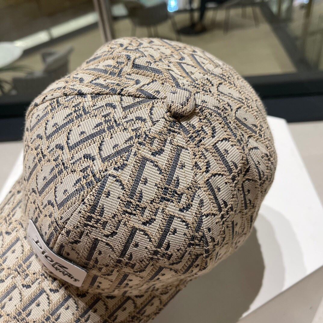 Christian Dior Caps